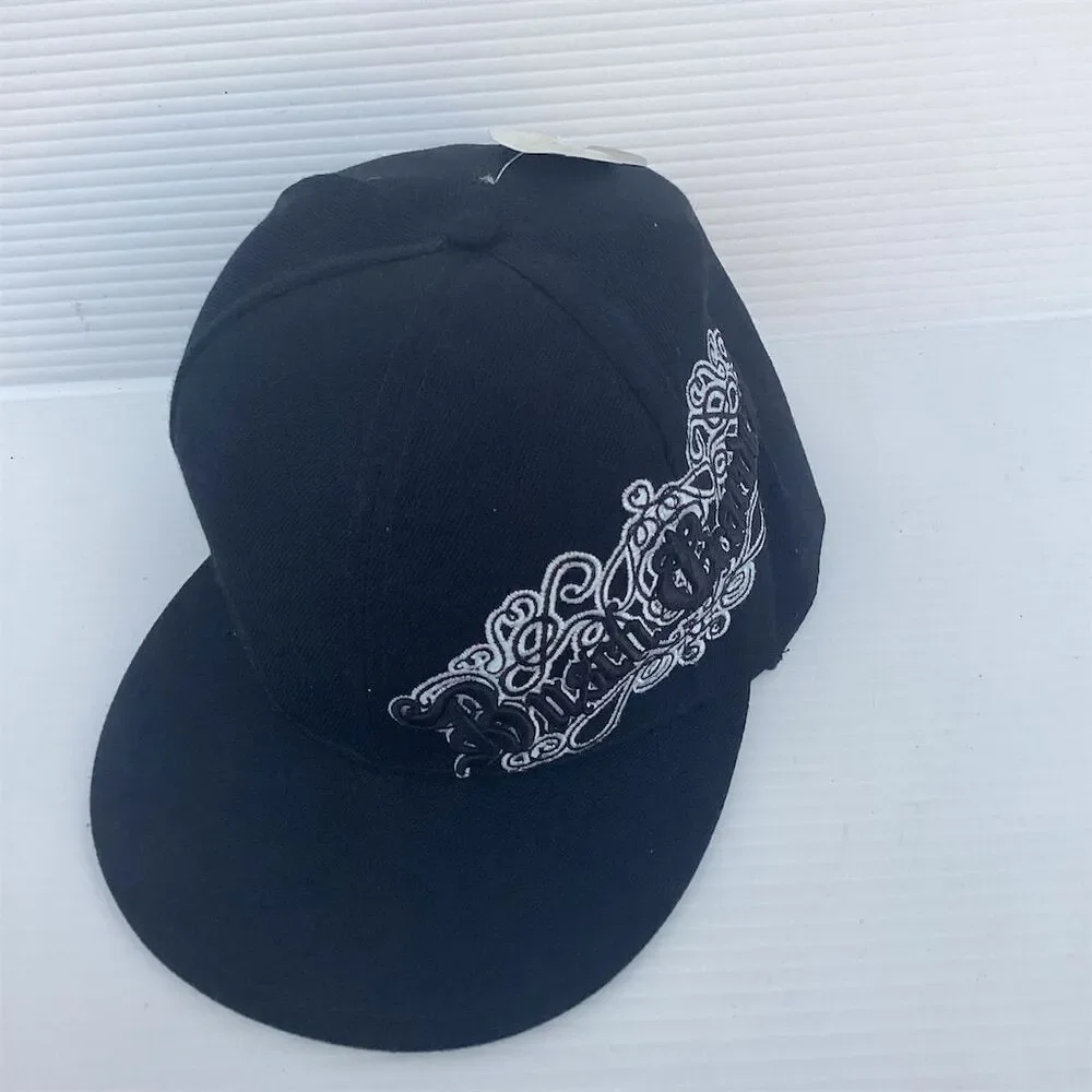 Busch Gardens‎ Black Stretch Fit Baseball Hat Cap
